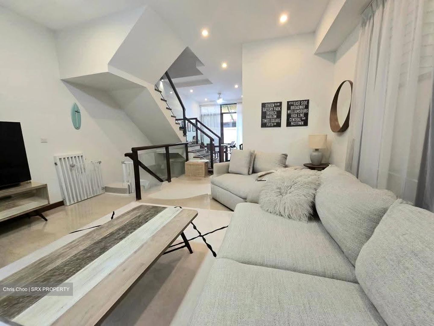 Holland Link (D10), Terrace #608642081